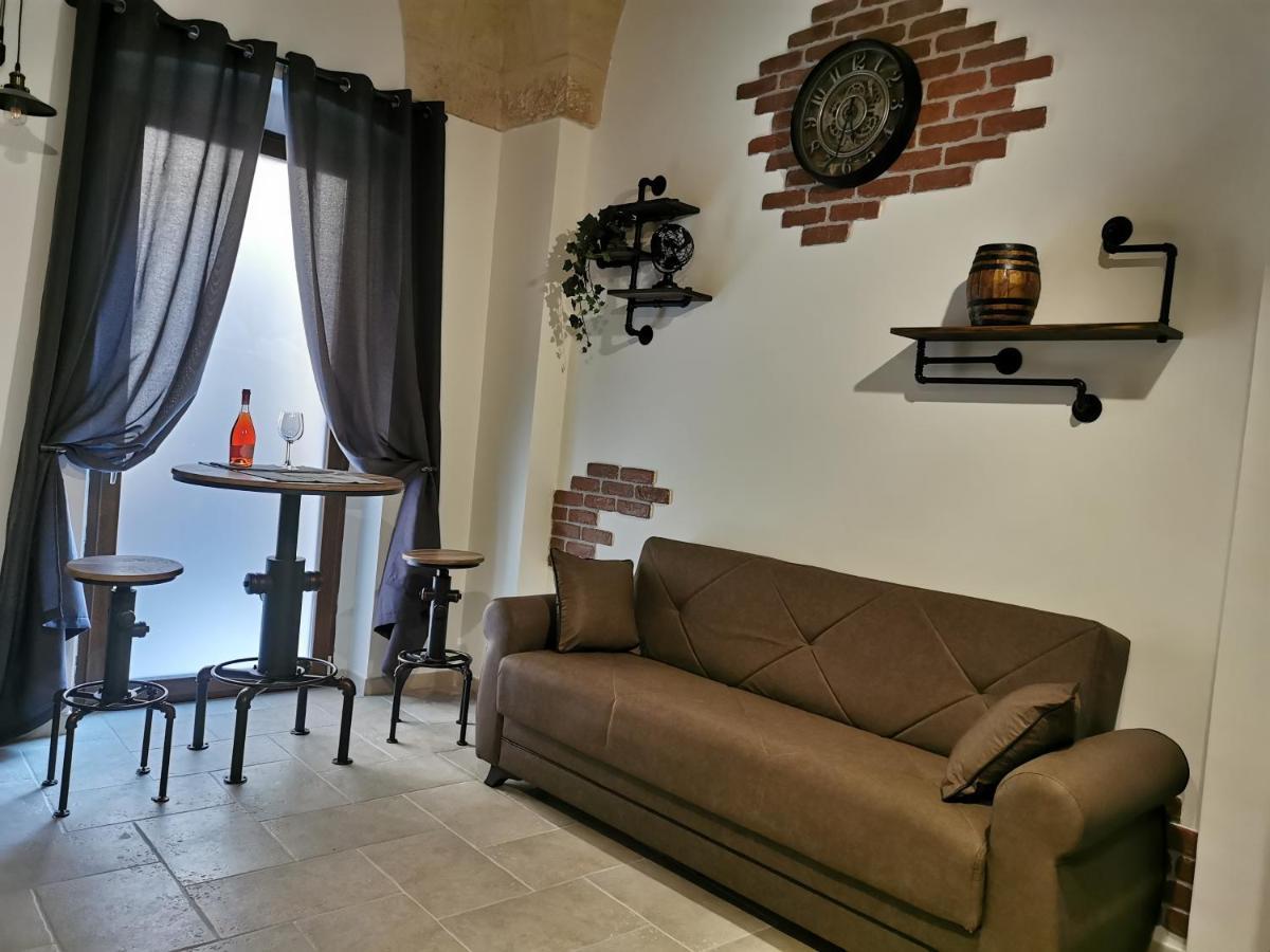 Appartamento Loft Porta Sud Brindisi Esterno foto